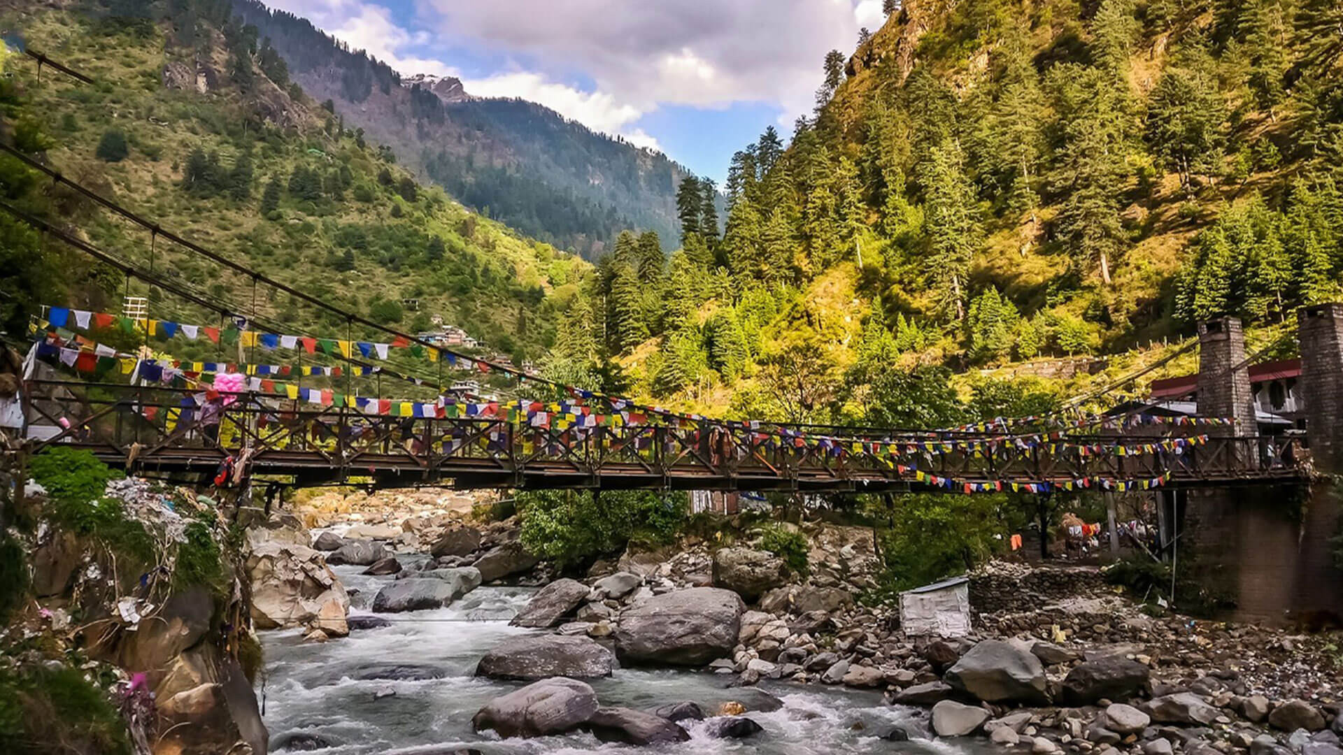 kasol tourist activities